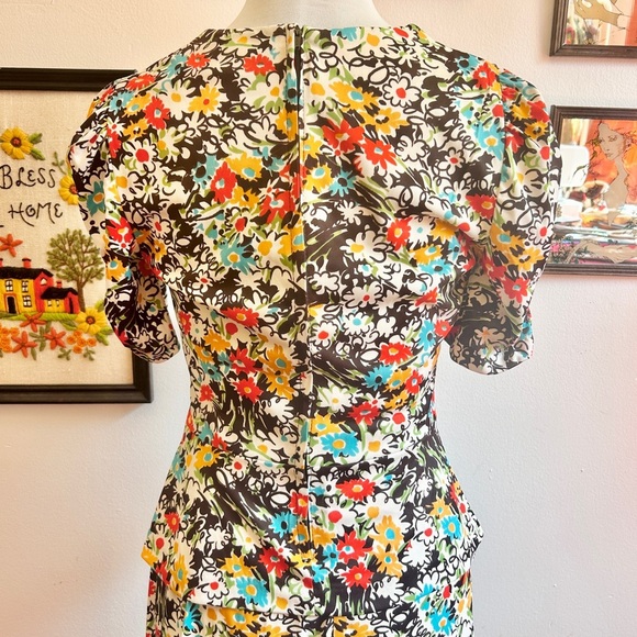 Vintage 70s does 40s Floral Sweetheart Neckline Skirt Set - Picture 5 of 8